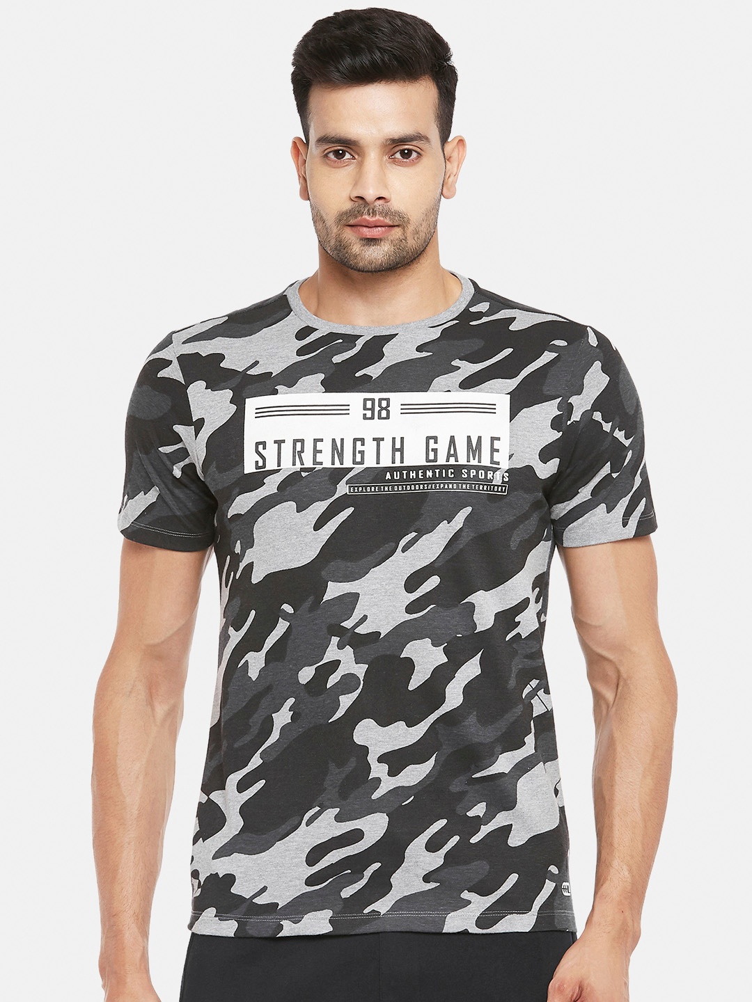 

Ajile by Pantaloons Men Grey Camouflage Printed Slim Fit T-shirt