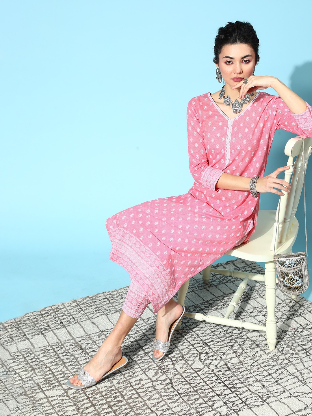 

Indo Era Quirky Pure Cotton Ethnic Motifs Kurta Set, Pink