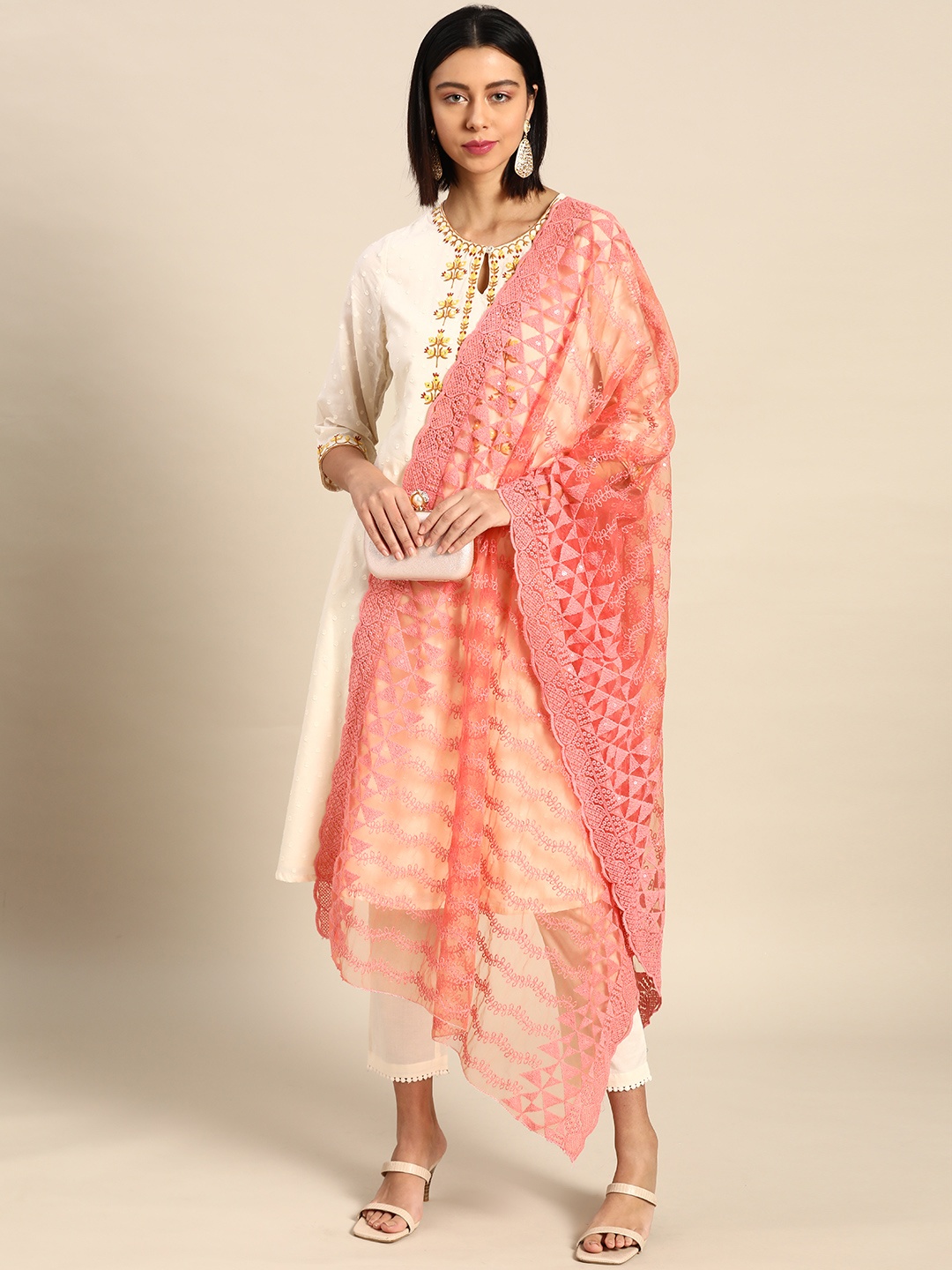 

Saadgi Pink Chikankari Embroidered Sequinned Net Dupatta