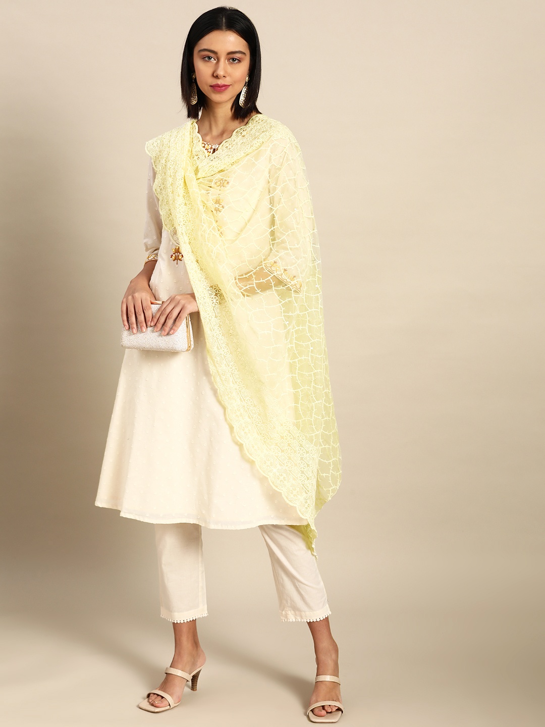 

Saadgi Yellow Chikankari Embroidered Sequinned Net Dupatta