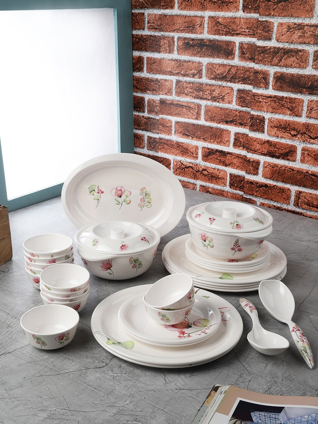 

Servewell Pack Of 31 White Printed Melamine Round Dinner Set