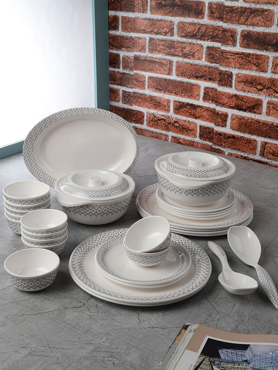 

Servewell Pack Of 31 White Printed Melamine Round Dinner Set