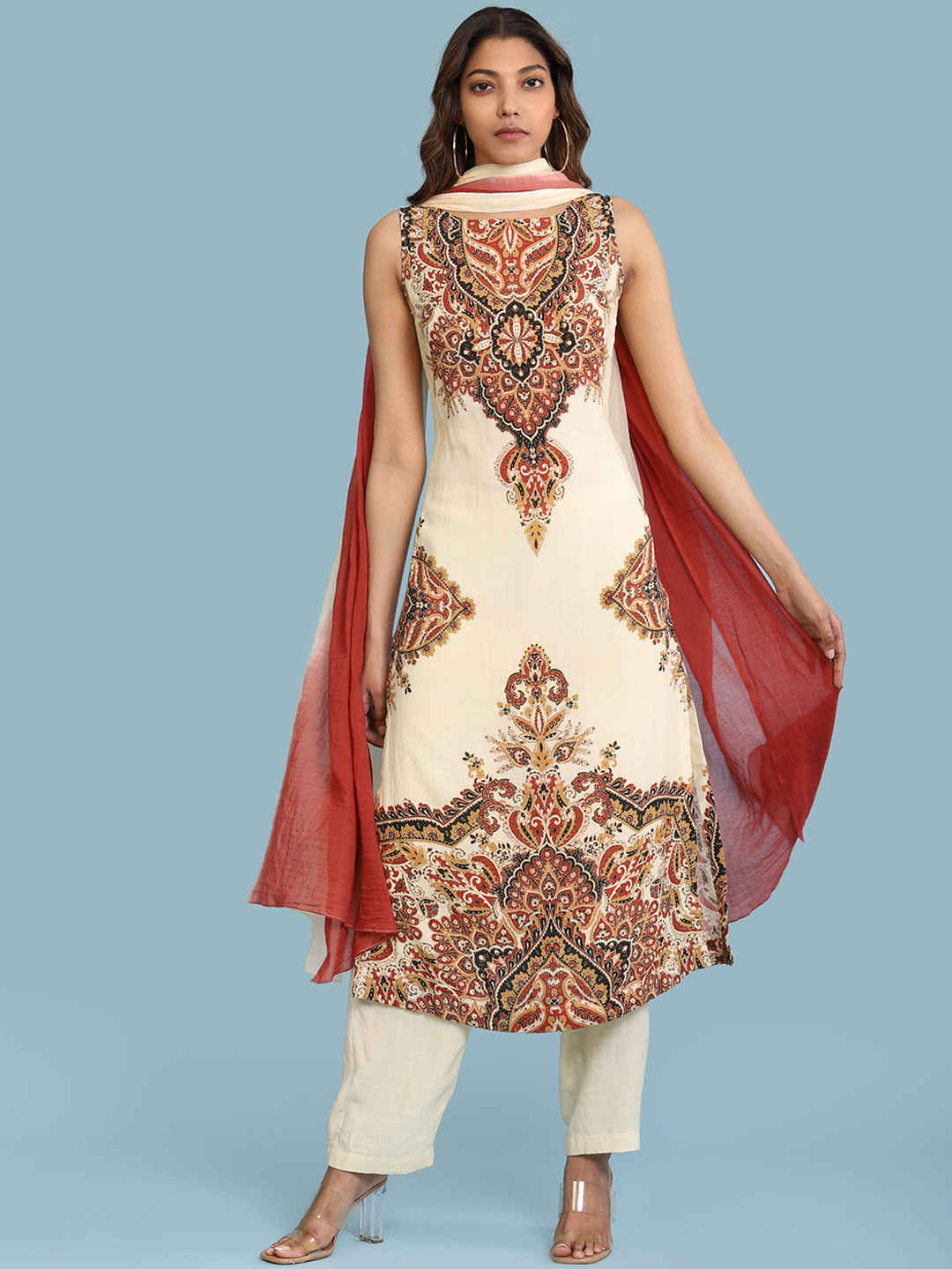 

aarke Ritu Kumar Women Off White Ethnic Motifs Printed Regular Kurta with Trousers & With Dupatta