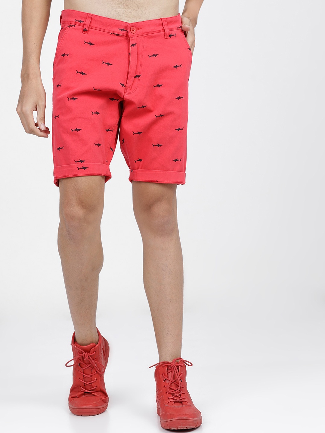 

HIGHLANDER Men Red Printed Slim Fit Regular Shorts