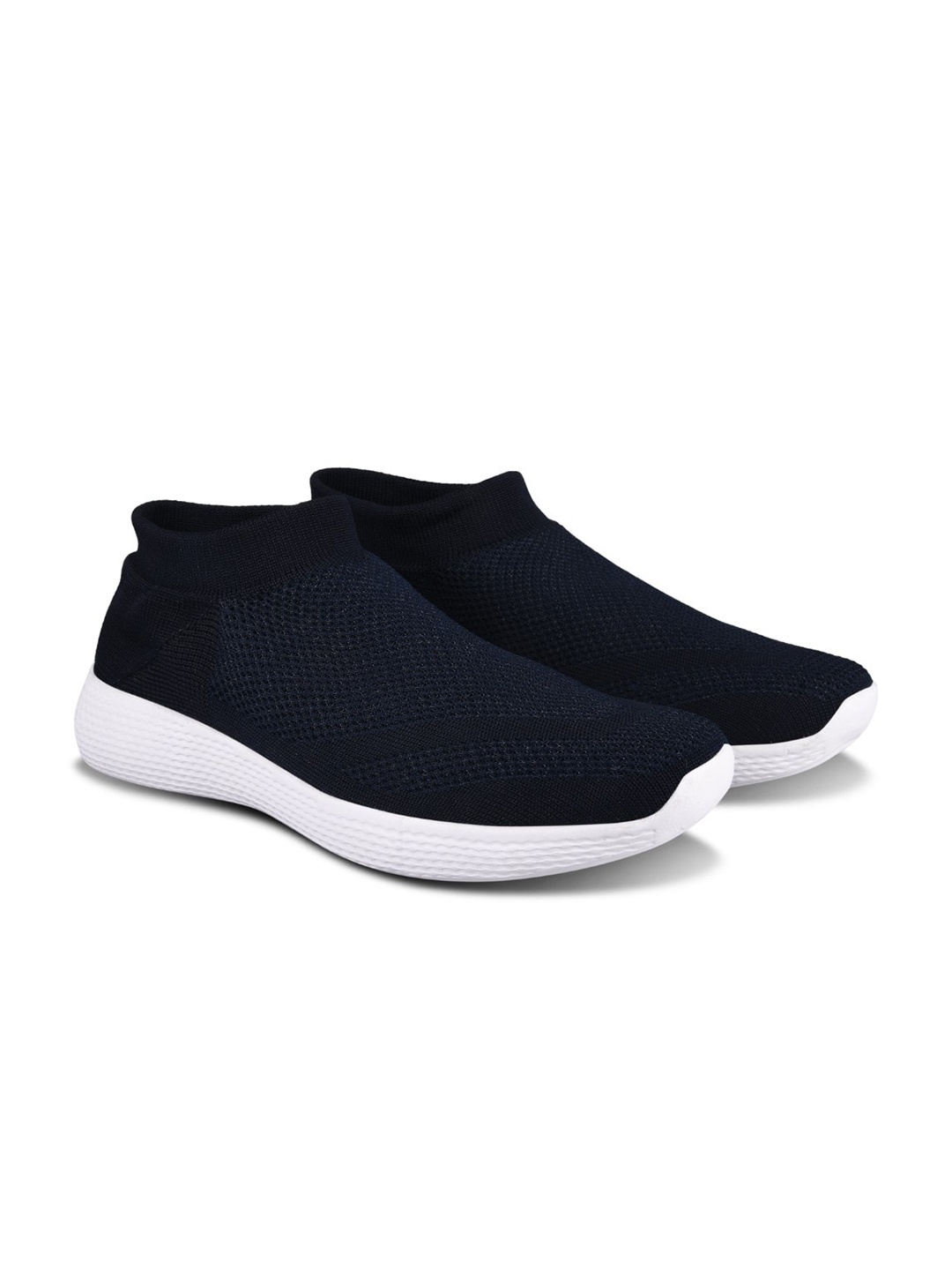 

UNISTAR Men Navy Blue Mesh Training or Gym Non-Marking Shoes