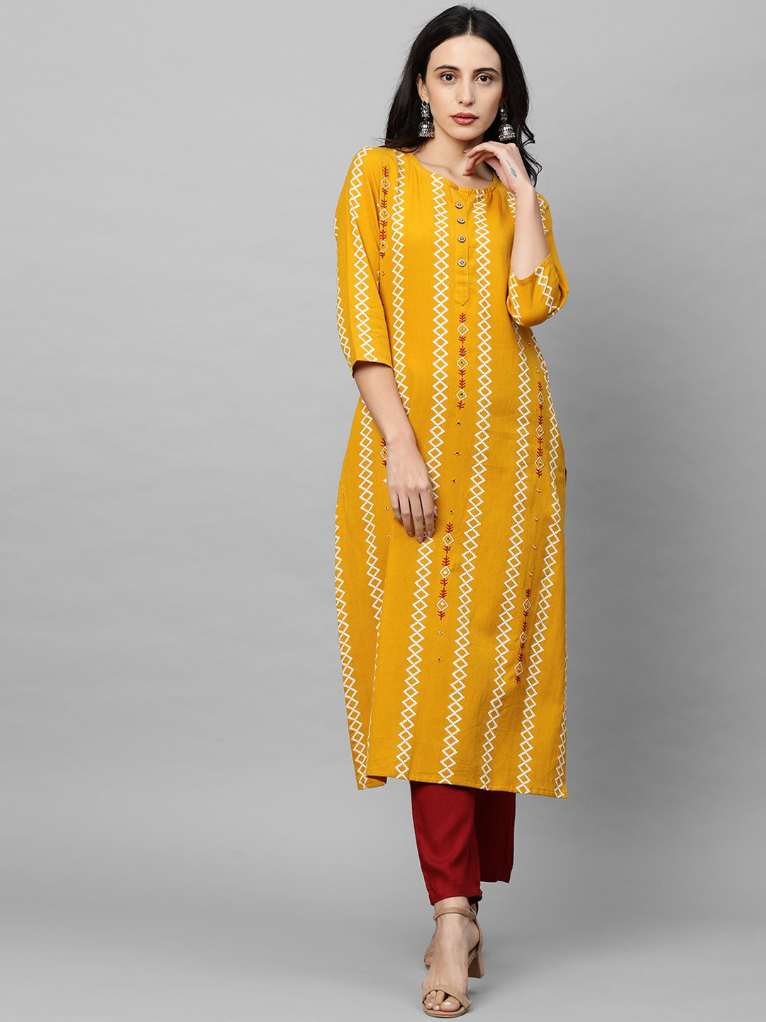 

FASHOR Women Mustard Yellow & Off White Geometric Printed Kurta