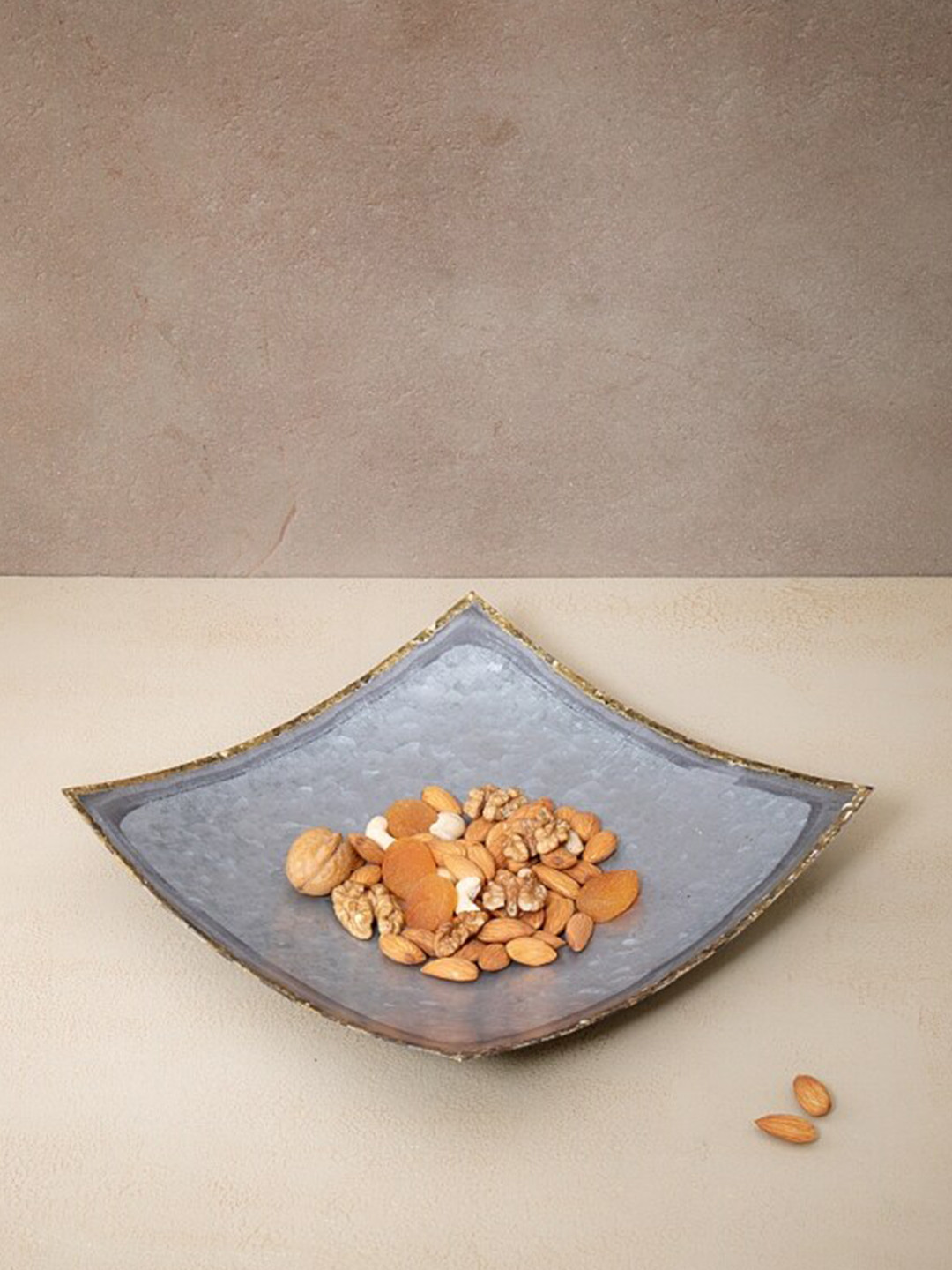 

ellementry Silver-Toned & Blue Textured Metal Matte Platter
