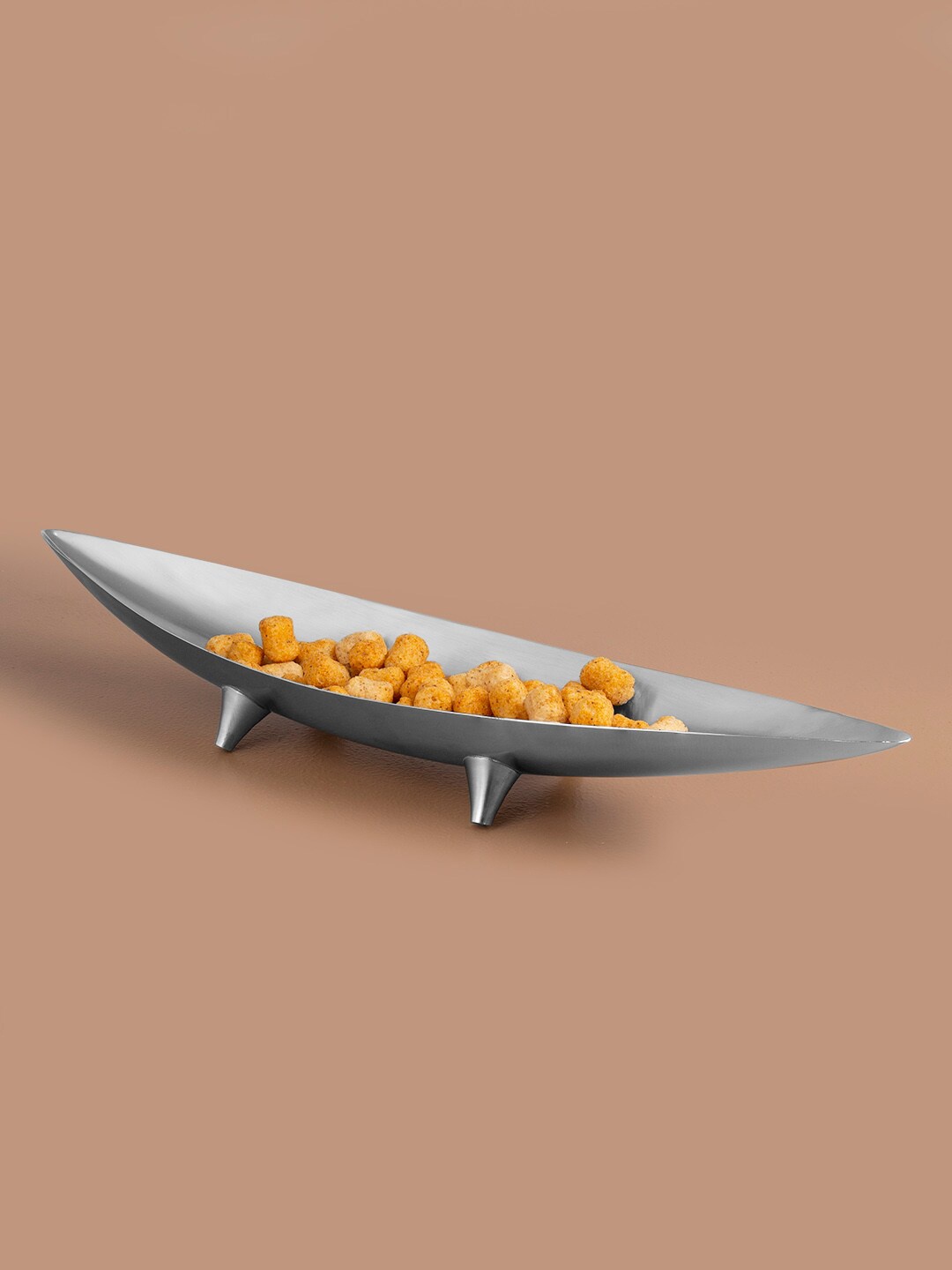 

ellementry Silver-Toned Metal Serving Platter With Legs