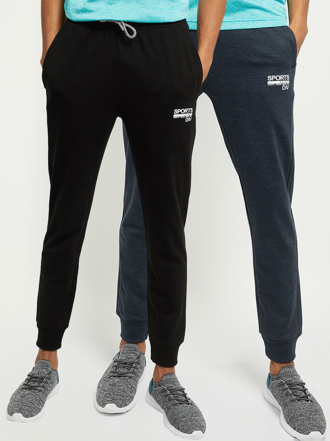 

max Men Teal Green & Black Set of 2 Joggers