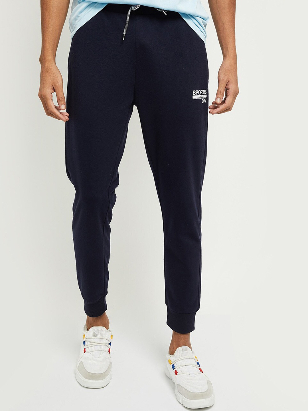 

max Men Navy Blue Solid Joggers