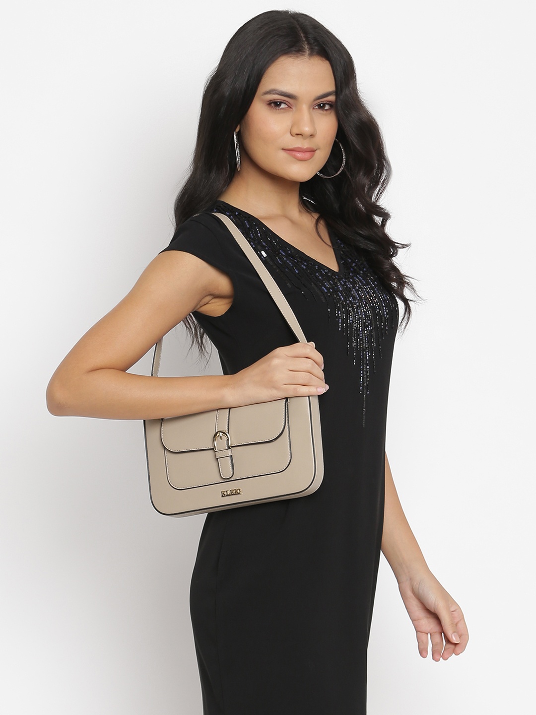

KLEIO Sleek Structured Shoulder Bag, Cream