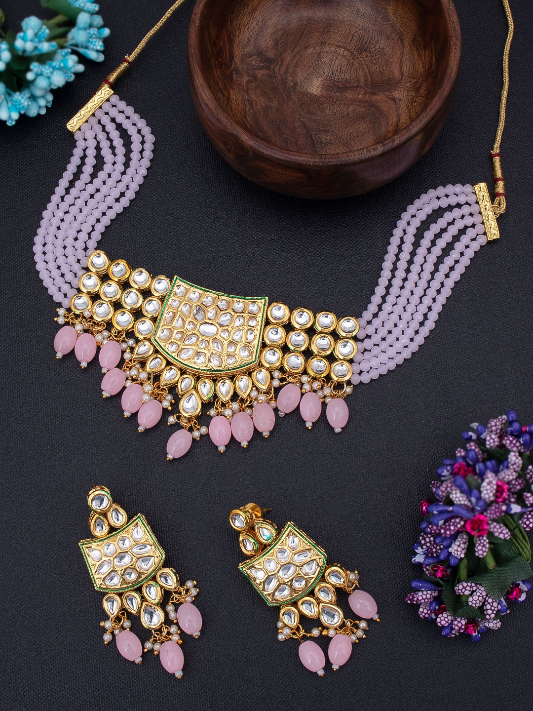 

Sukkhi Gold-Plated White Kundan-Studded & Pink Beaded Jewellery Set