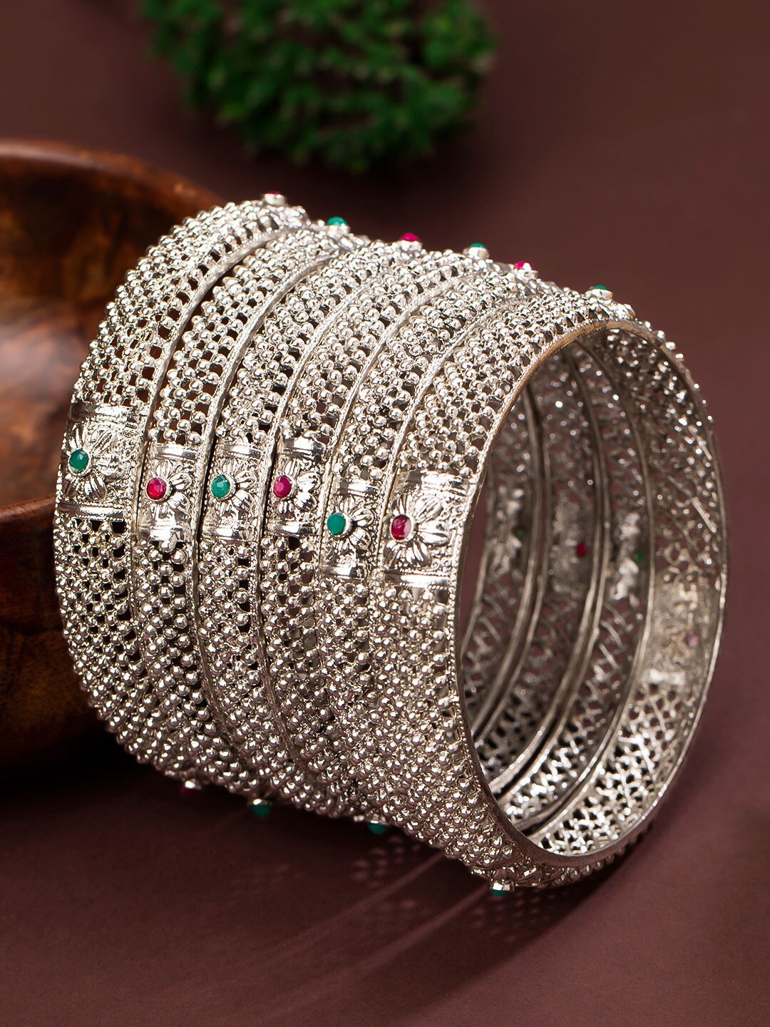 

Sukkhi Women Set of 6 Silver-Toned Alloy Rhodium-Plated Bangles