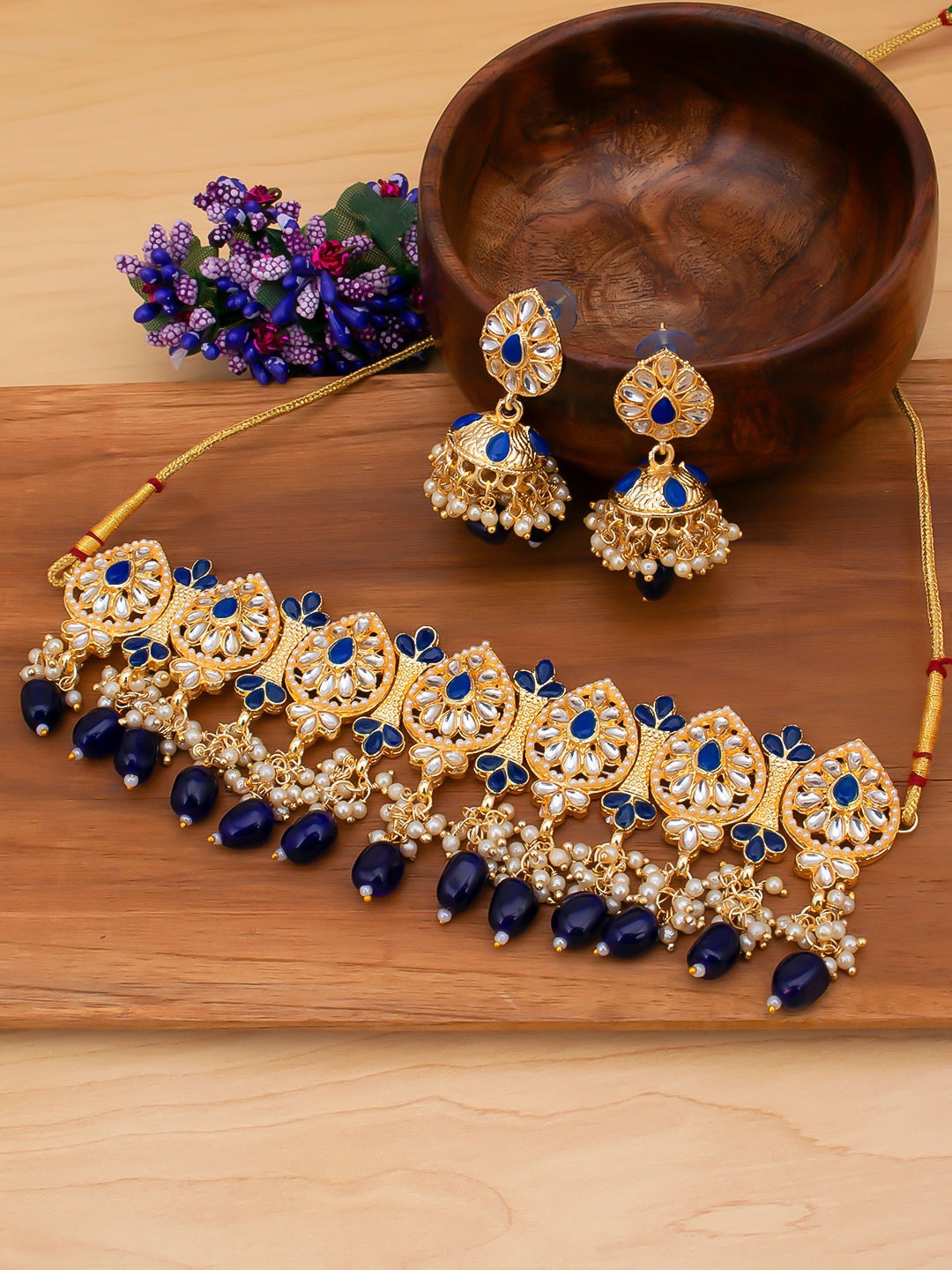 

Sukkhi Gold-Plated Blue & White Kundan-Studded & Beaded Jewellery Set