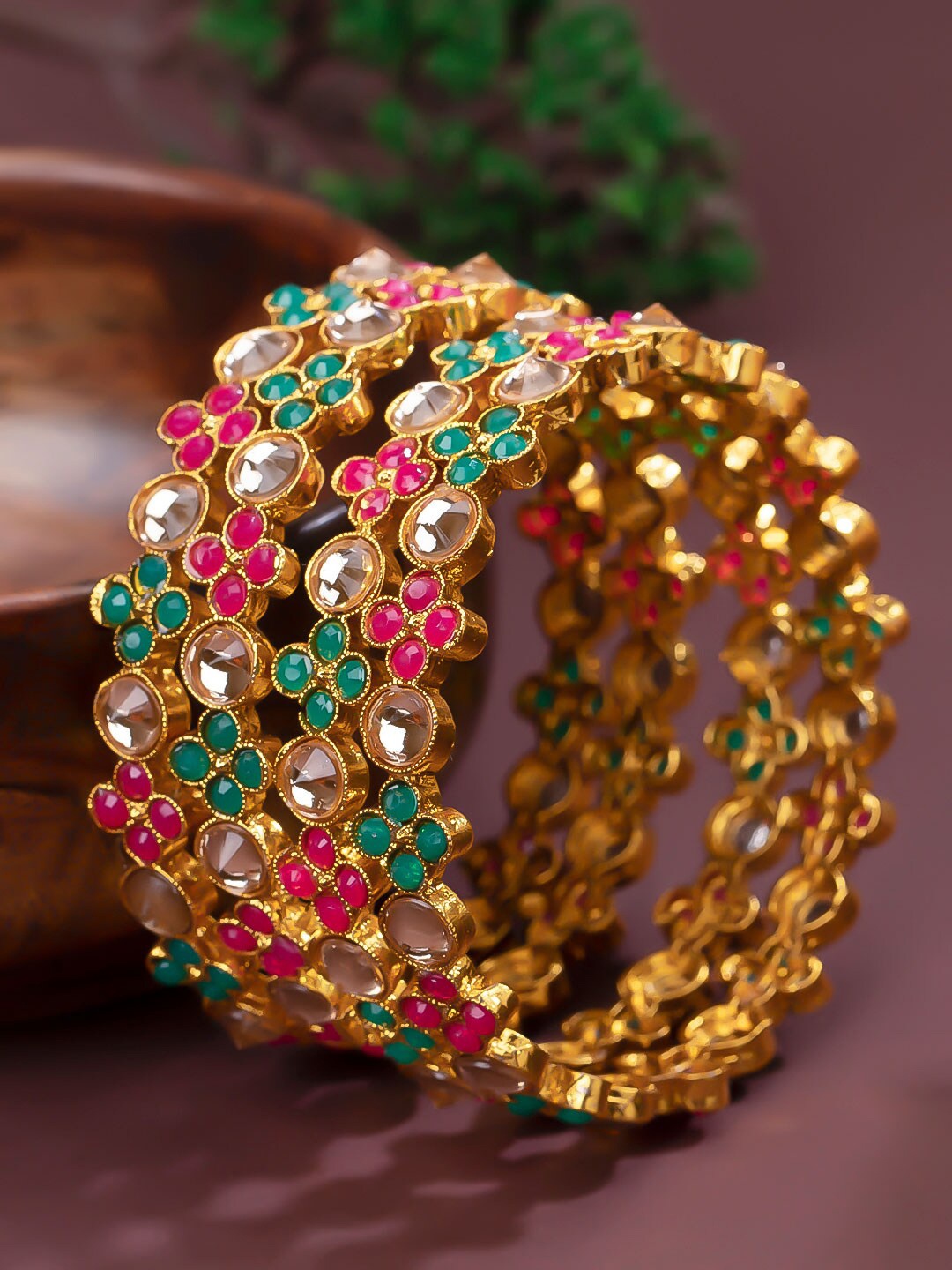 

Sukkhi Set Of 4 Gold-Plated Green & Pink Kundan-Studded Bangles