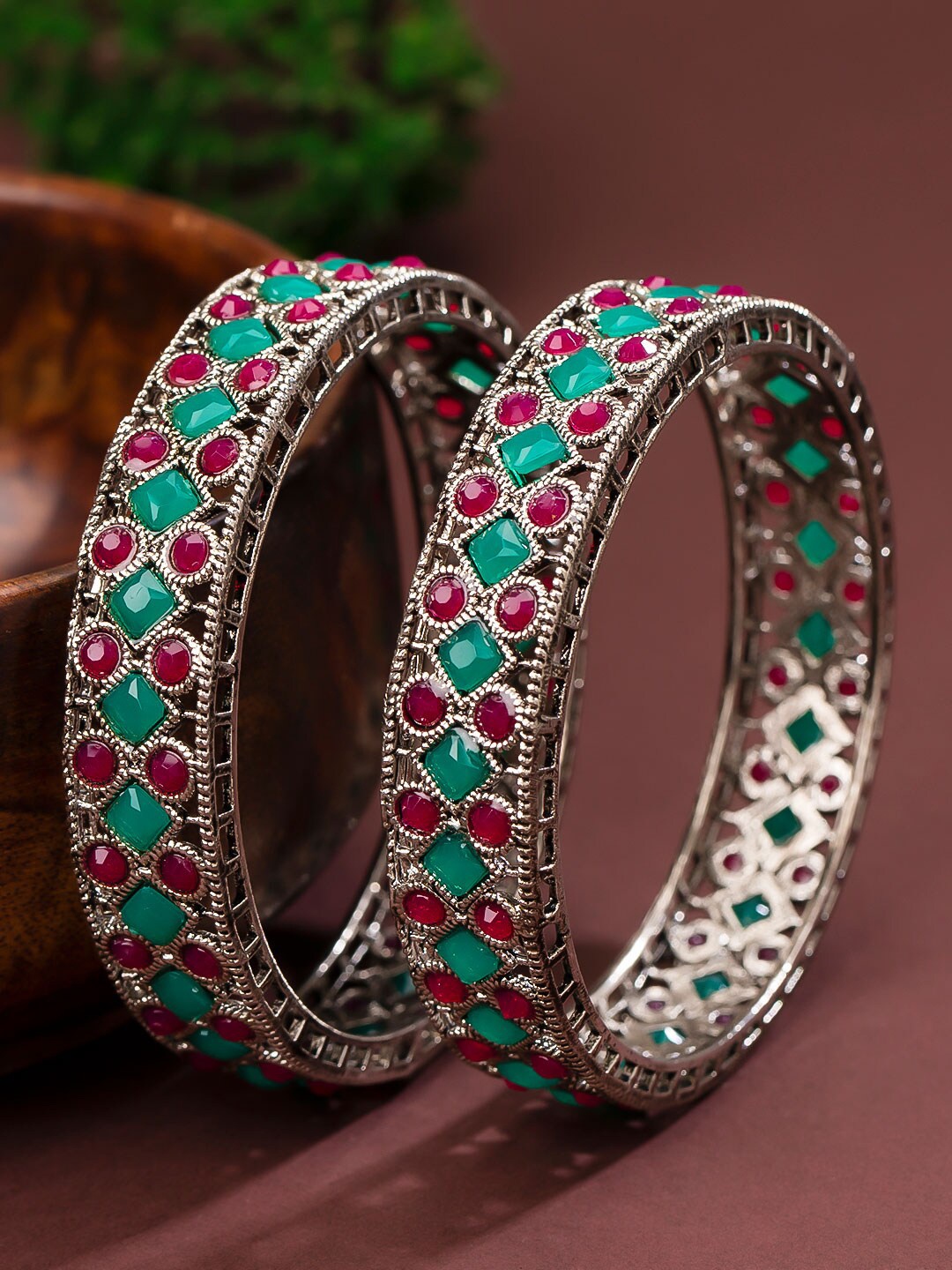 

Sukkhi Modern Women Set of 2 Artificial Stones Studded Rhodium-Plated Bangles, Silver