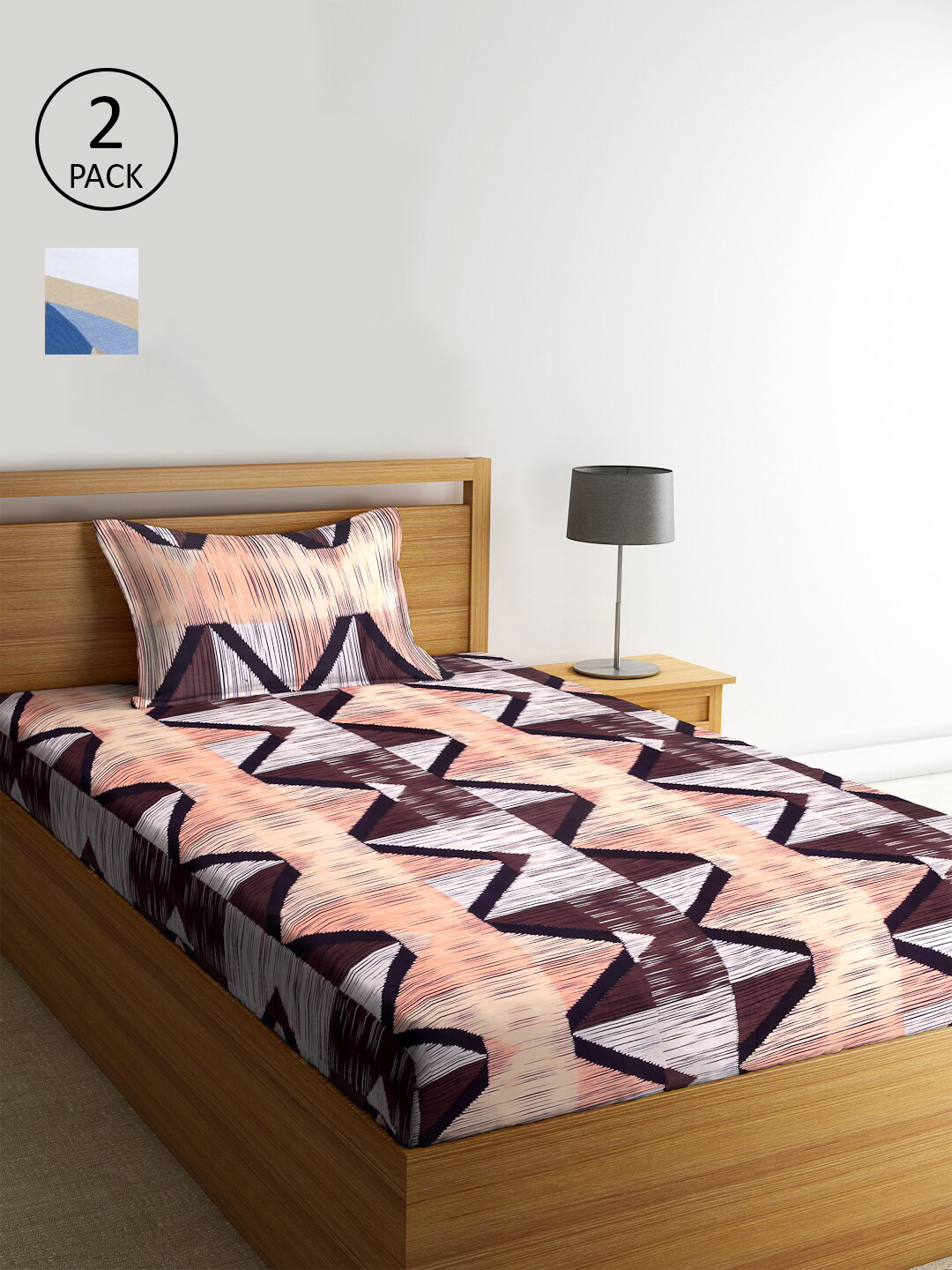 

KLOTTHE Set of 2 Brown & White Geometric 210 TC Single Bedsheets with 2 Pillow Covers