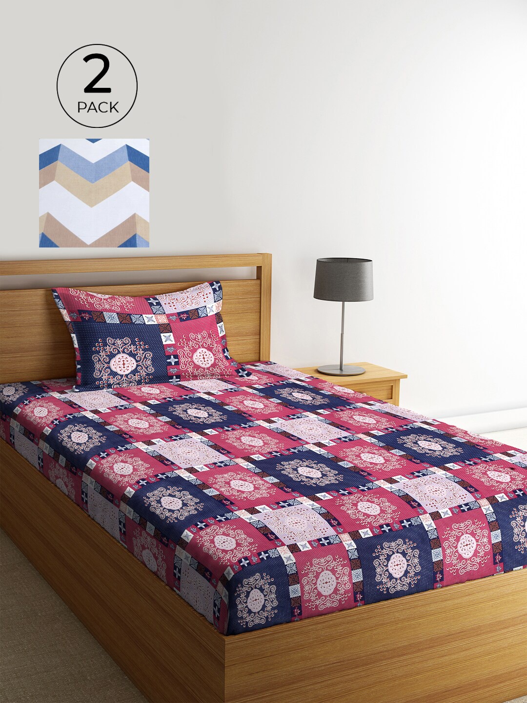 

KLOTTHE Set of 2 Fuchsia & White Geometric 210 TC Single Bedsheets with 2 Pillow Covers