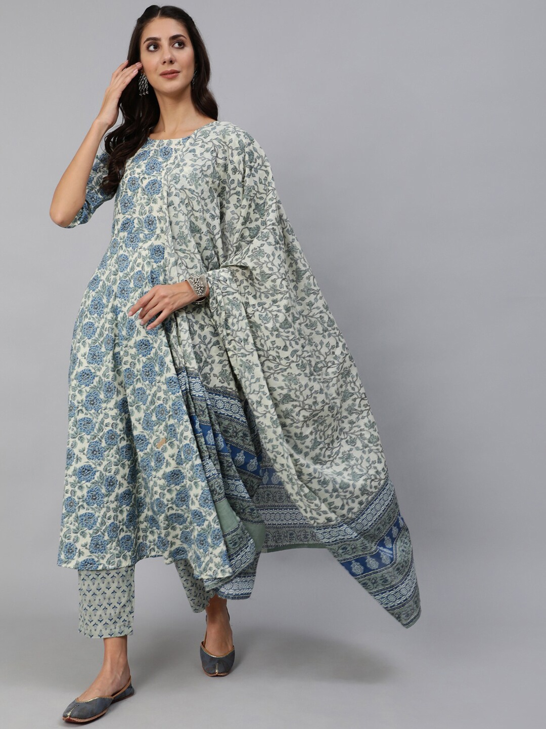 

Nayo Women Blue & Cream Coloured Floral Printed Pure Cotton Kurta with Trousers & Dupatta