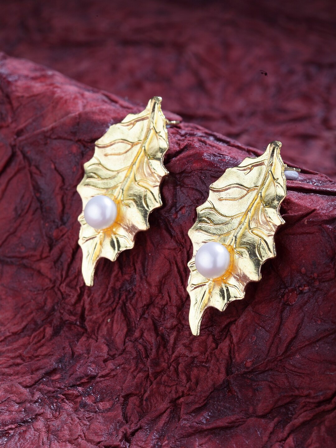 

DIVA WALK Gold-Plated & White Handcrafted Leaf Shaped Drop Earrings