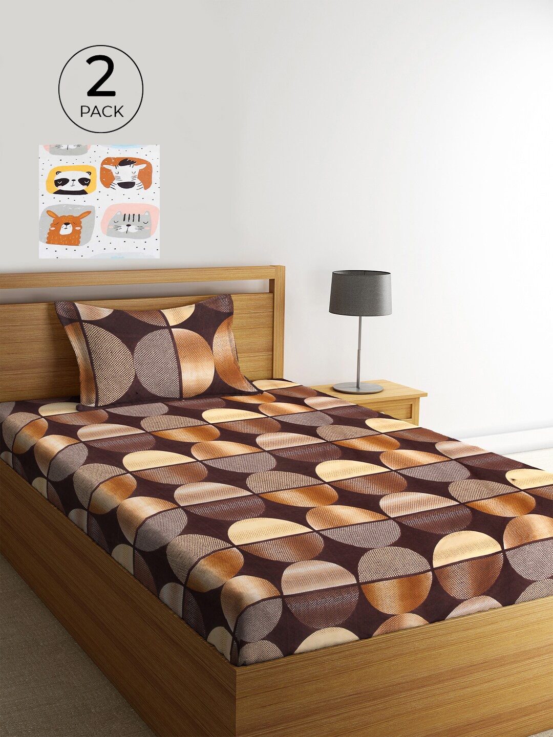 

KLOTTHE Set of 2 Brown & White Geometric 210 TC Single Bedsheets with 2 Pillow Covers
