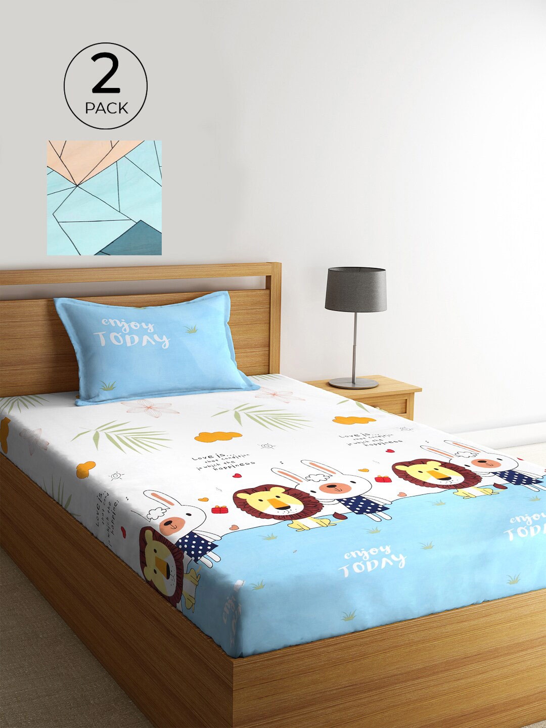 

KLOTTHE Set of 2 White & Teal Cartoon 300 TC Single Bedsheets with 2 Pillow Covers