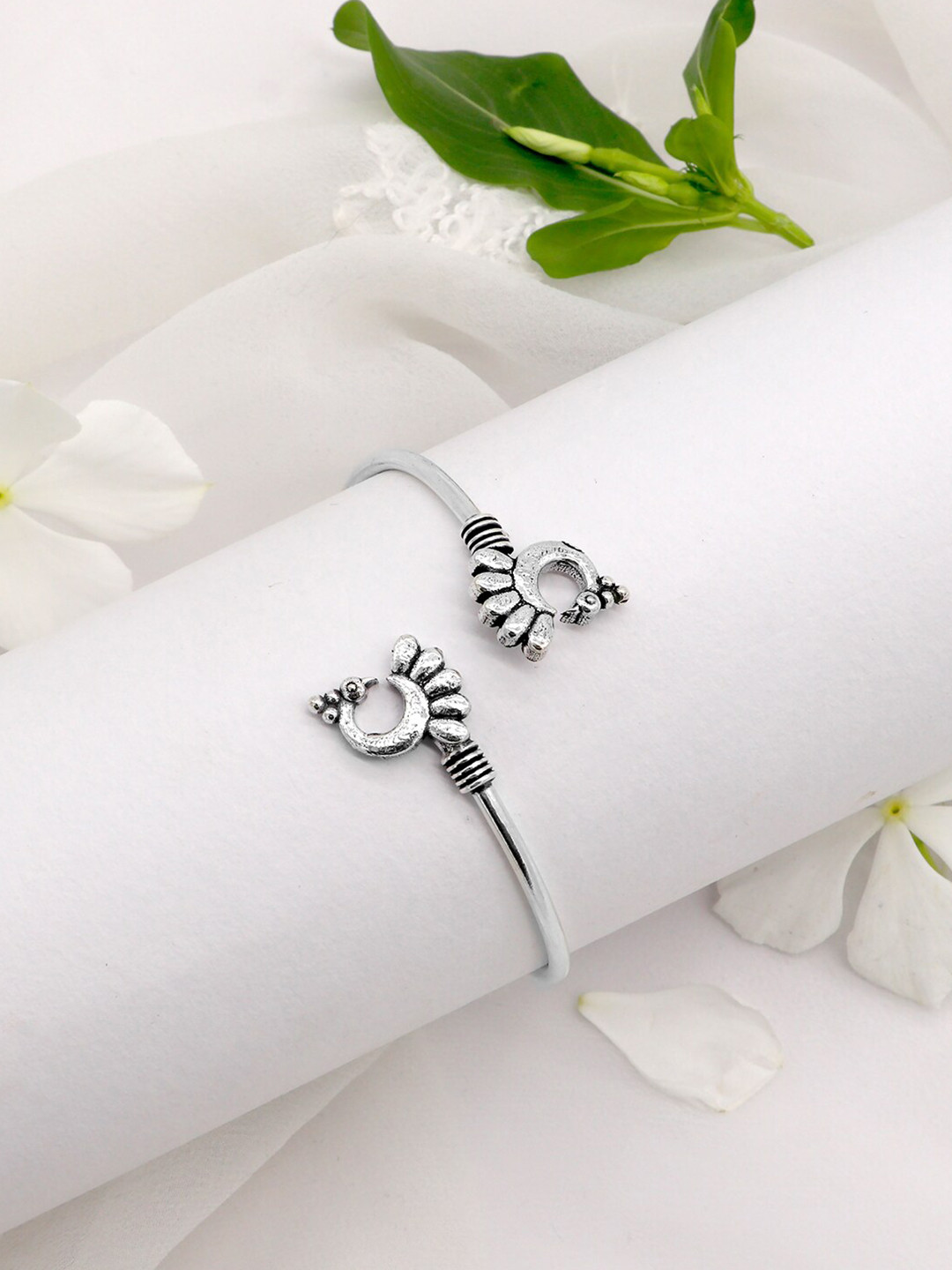 

TEEJH Women Peacock Oxidised Silver-Plated Cuff Bracelet