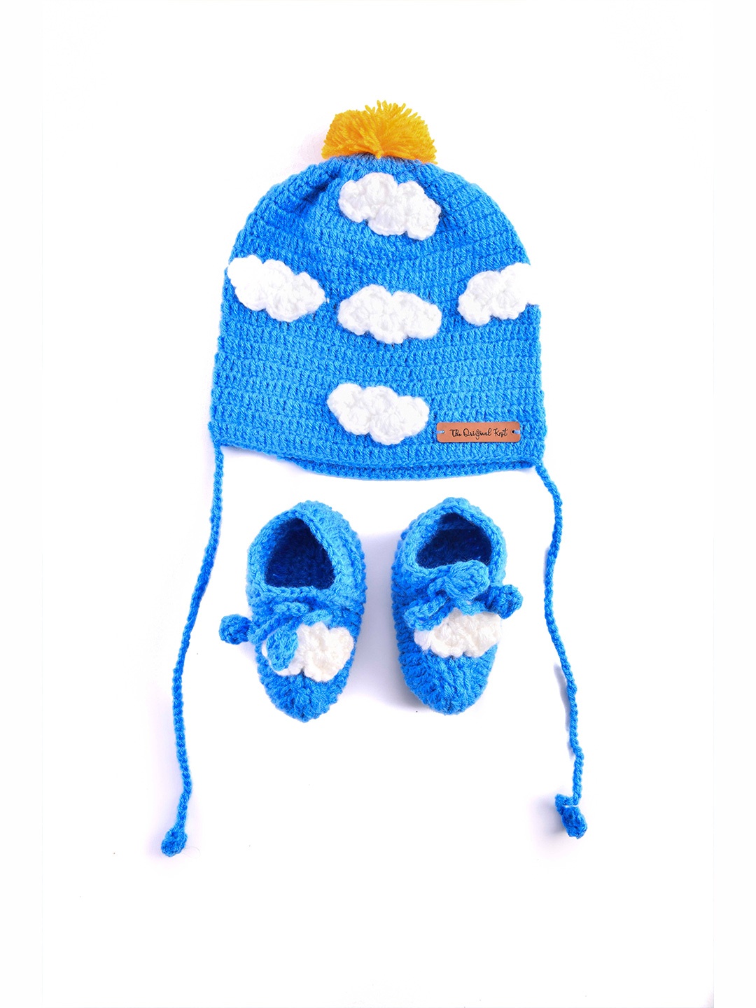 

The Original Knit Unisex Kids Blue & White Handmade Beanie with Booties