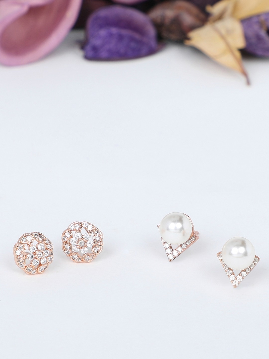 

AMI Set of 2 Gold Plated Contemporary Studs Earrings, White