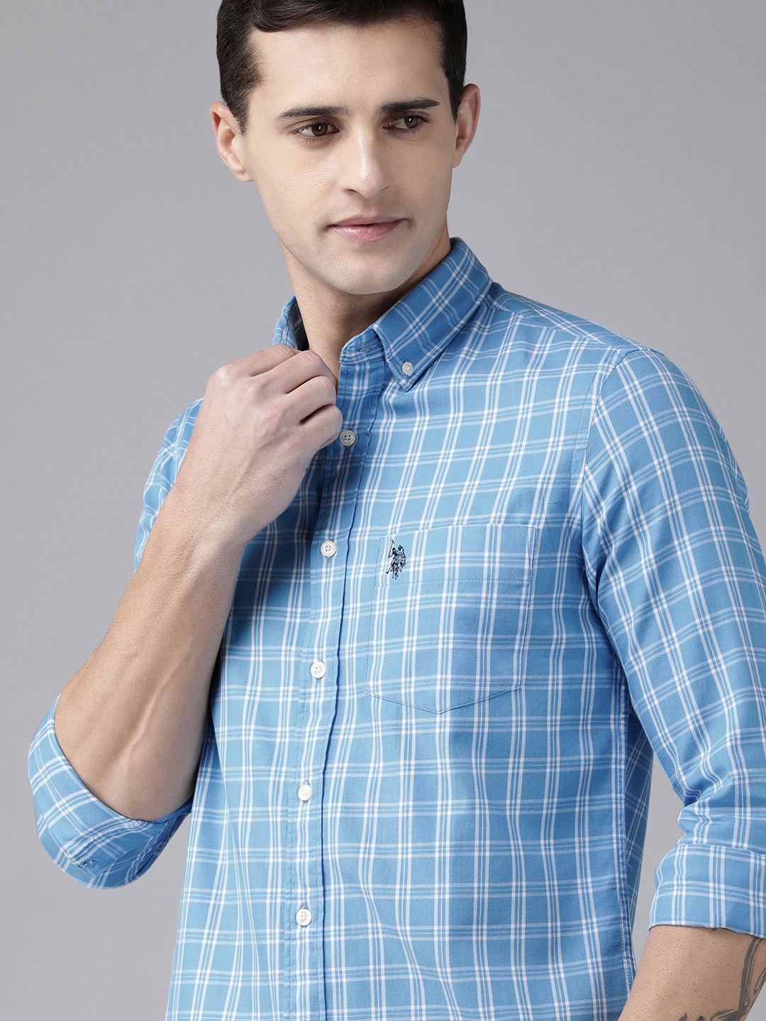 

U S Polo Assn Men Blue & White Tailored Fit Checked Pure Cotton Casual Shirt