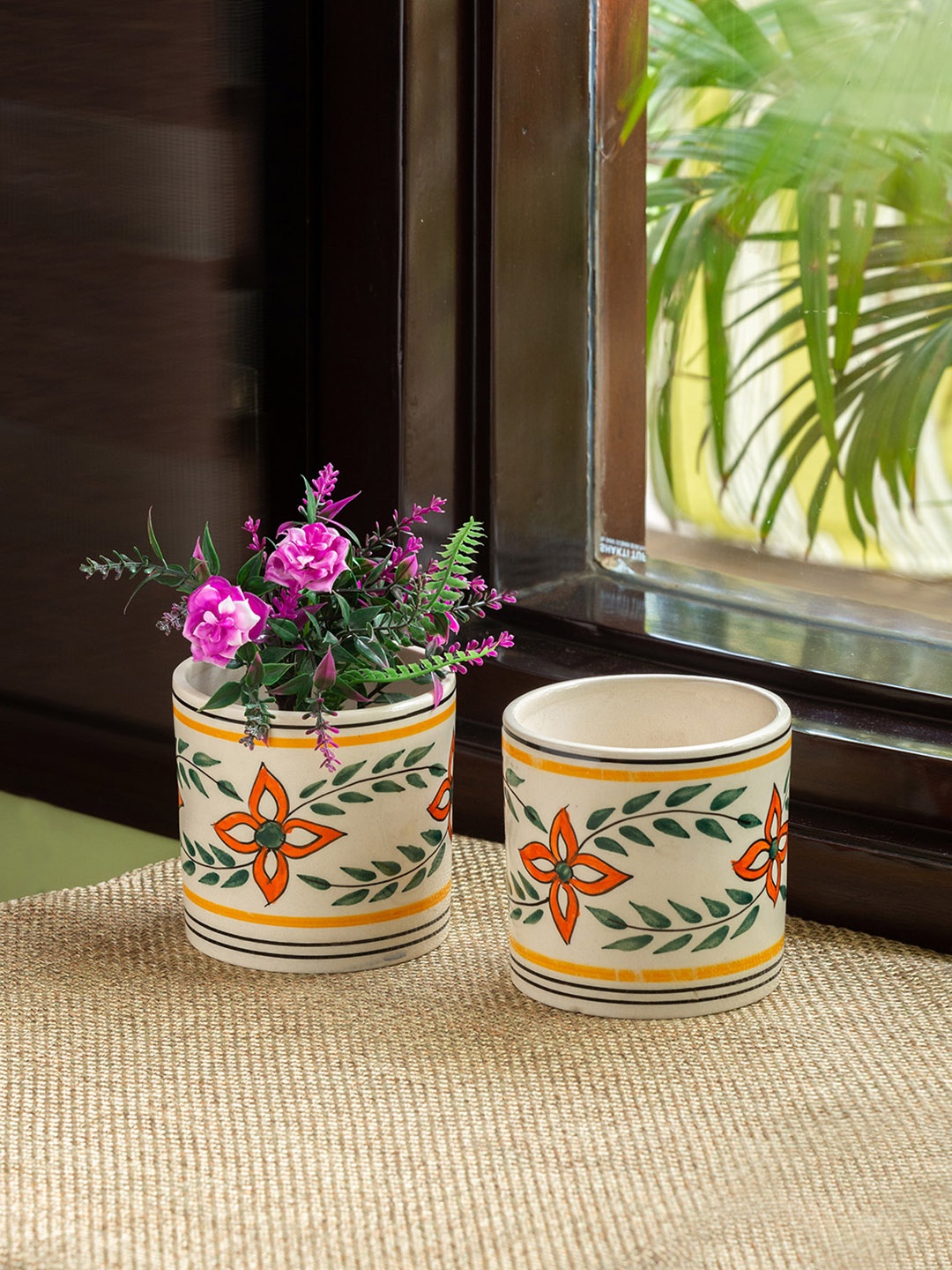 

ExclusiveLane Set Of 2 Ethnic Lily Printed Ceramic Table Planters, White