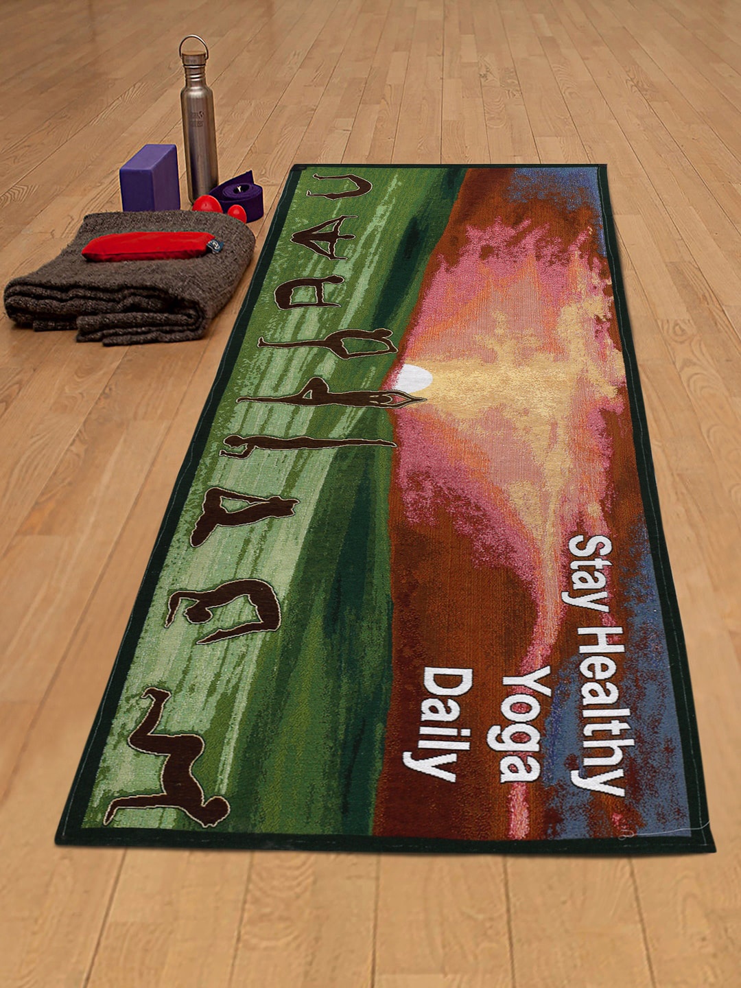 

Arrabi Green & Black Graphic Printed TC Cotton Blended Yoga Mat