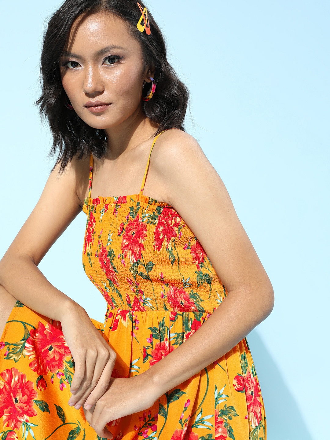 

Berrylush Yellow Floral Crepe Dress