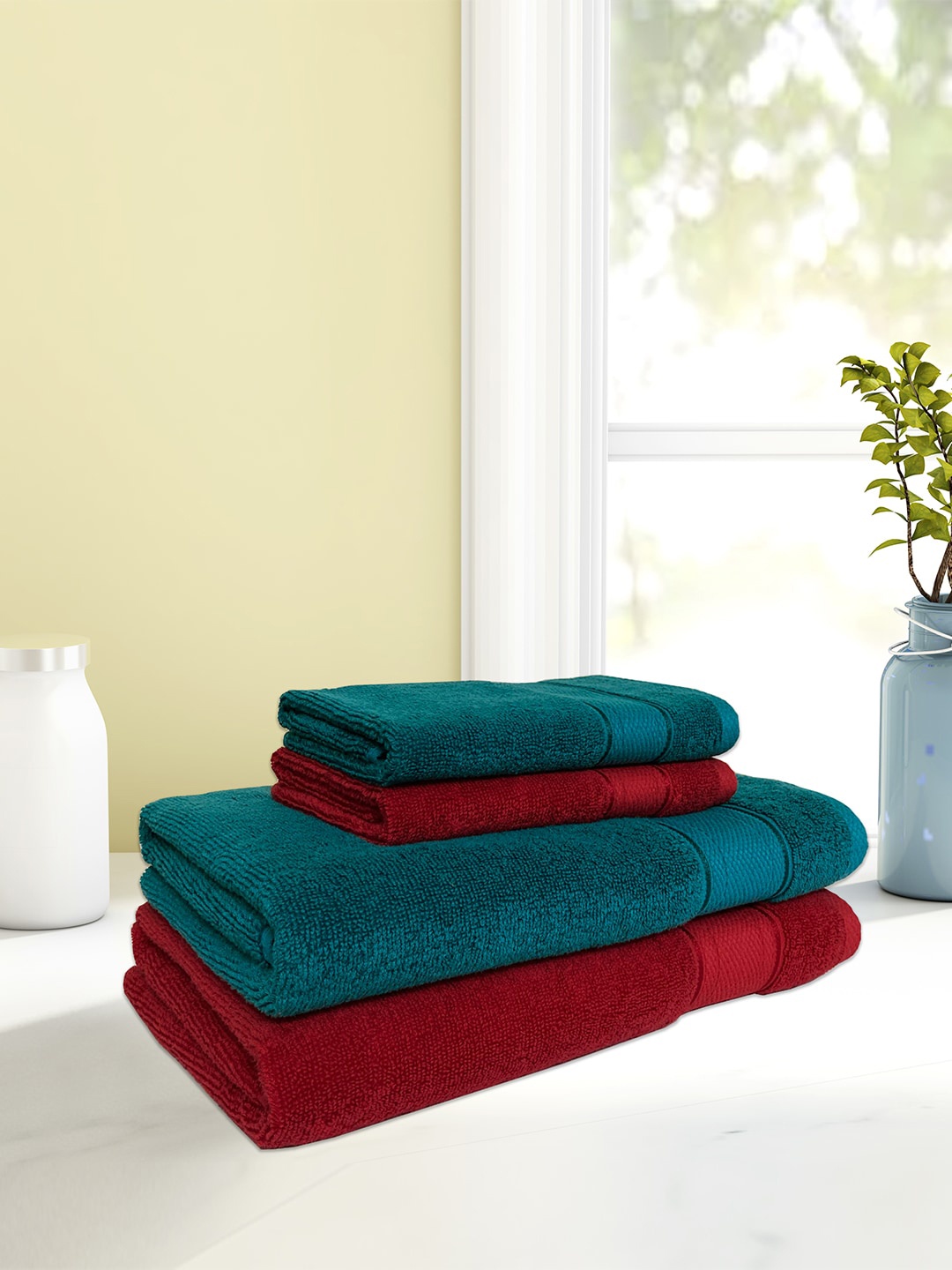 

SPACES Set Of 4 Red & Teal-Green Solid 550 GSM Pure Cotton Towel Set