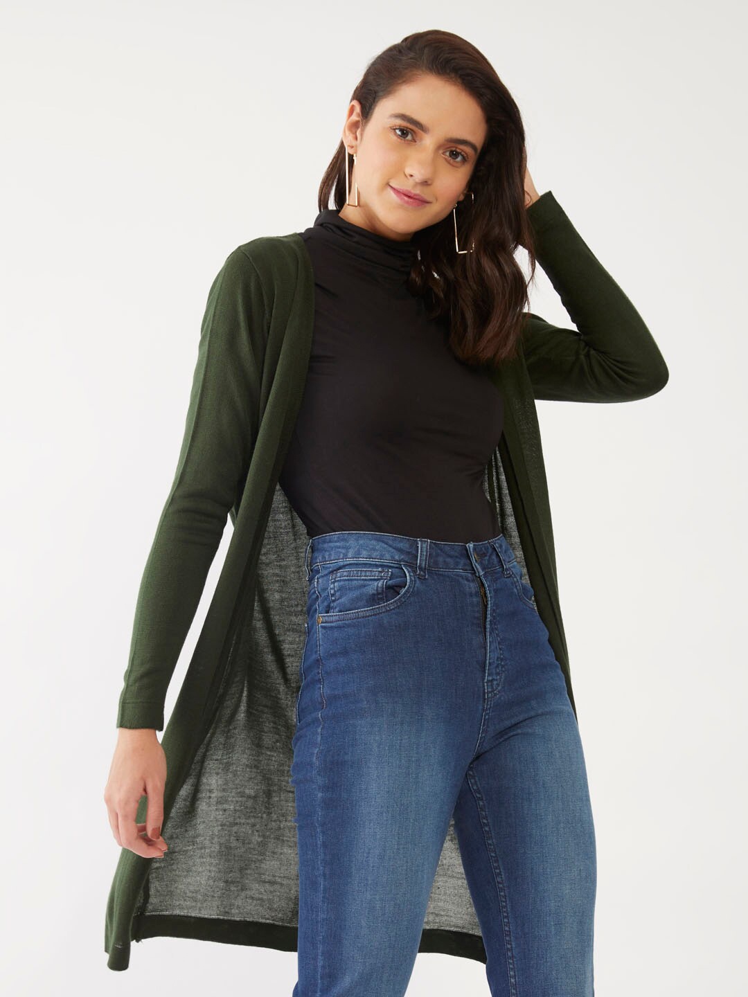 

Zink London Women Green Solid Shrug
