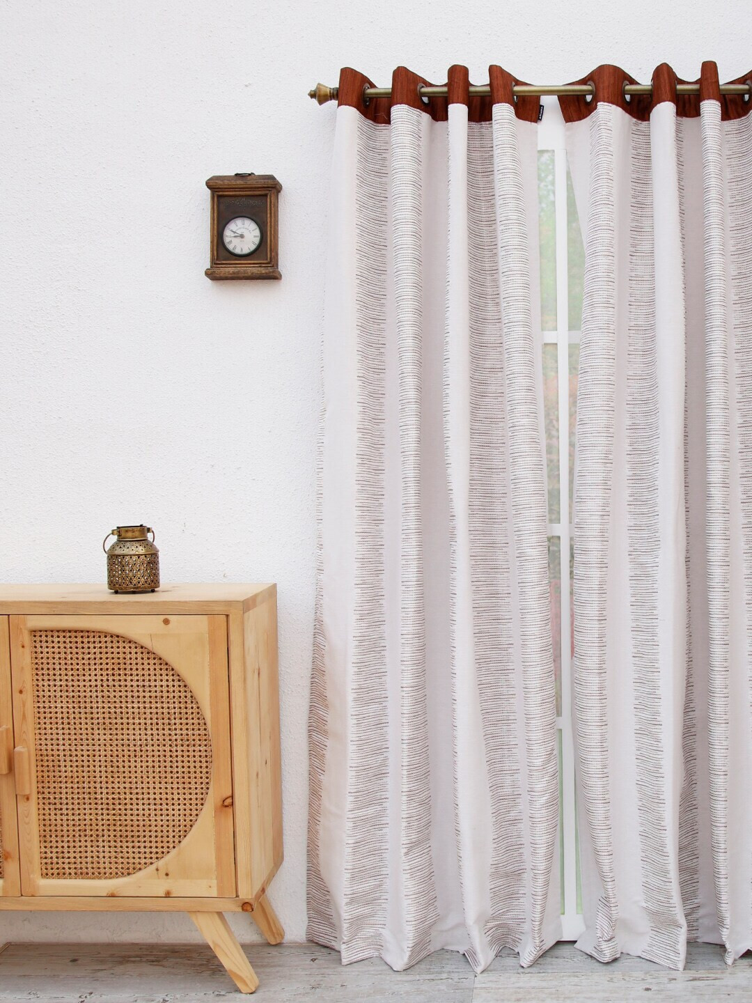 

Ariana Off White & Maroon Long Door Curtain