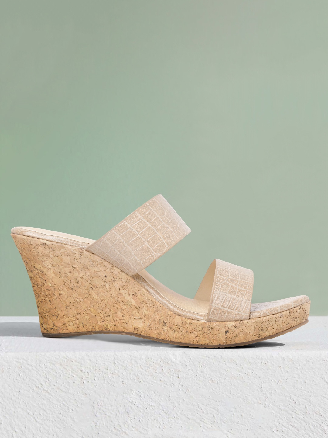 

Mast & Harbour Women Beige Croc Textured Wedges