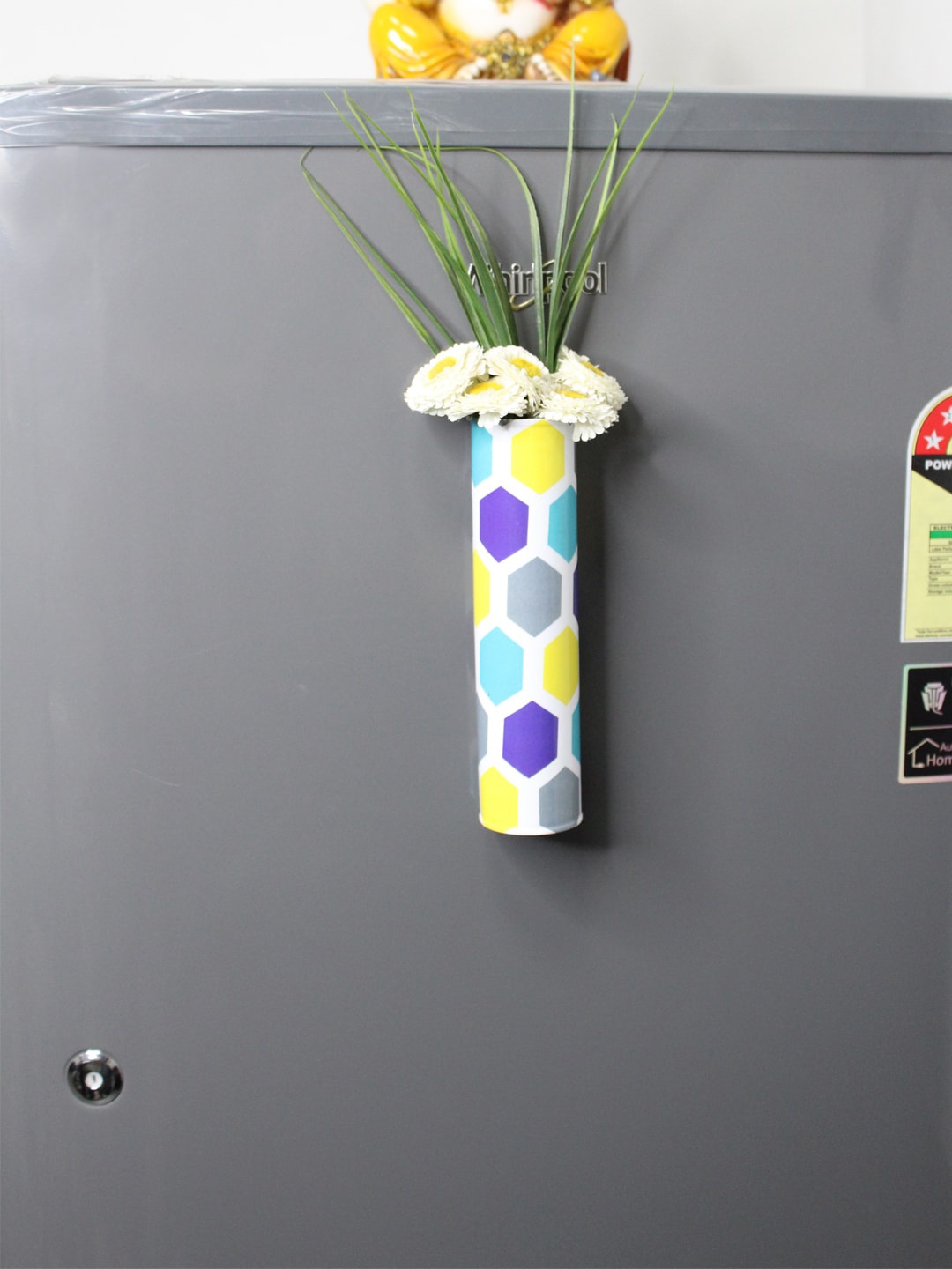 

Wonderland White & Yellow Geometric Printed Fridge Magnet Planter