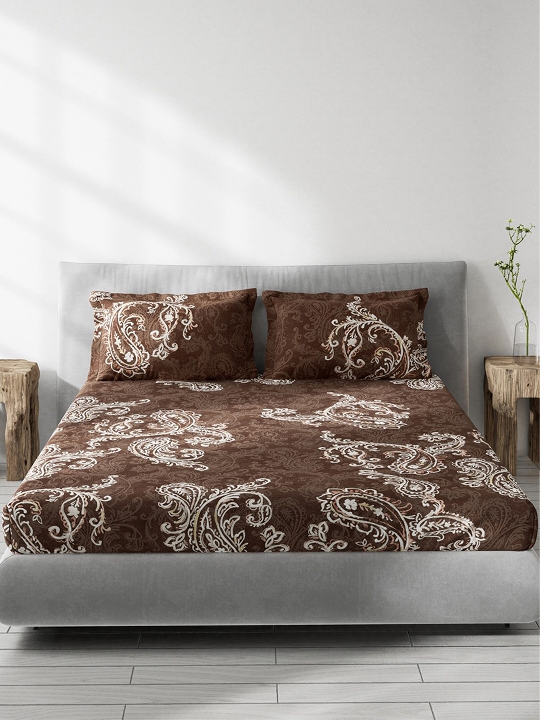 

DDecor Brown & White Ethnic Motifs 130 TC Queen Bedsheet with 2 Pillow Covers