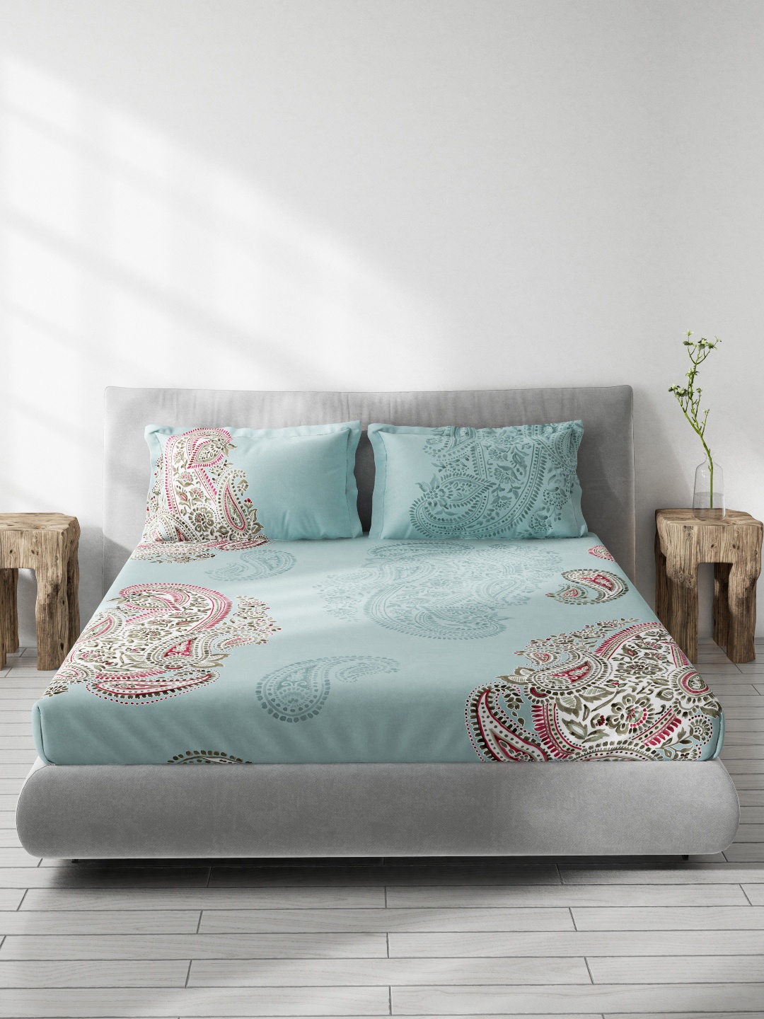 

DDecor Blue & Pink Ethnic Motifs 130 TC Queen Bedsheet with 2 Pillow Covers