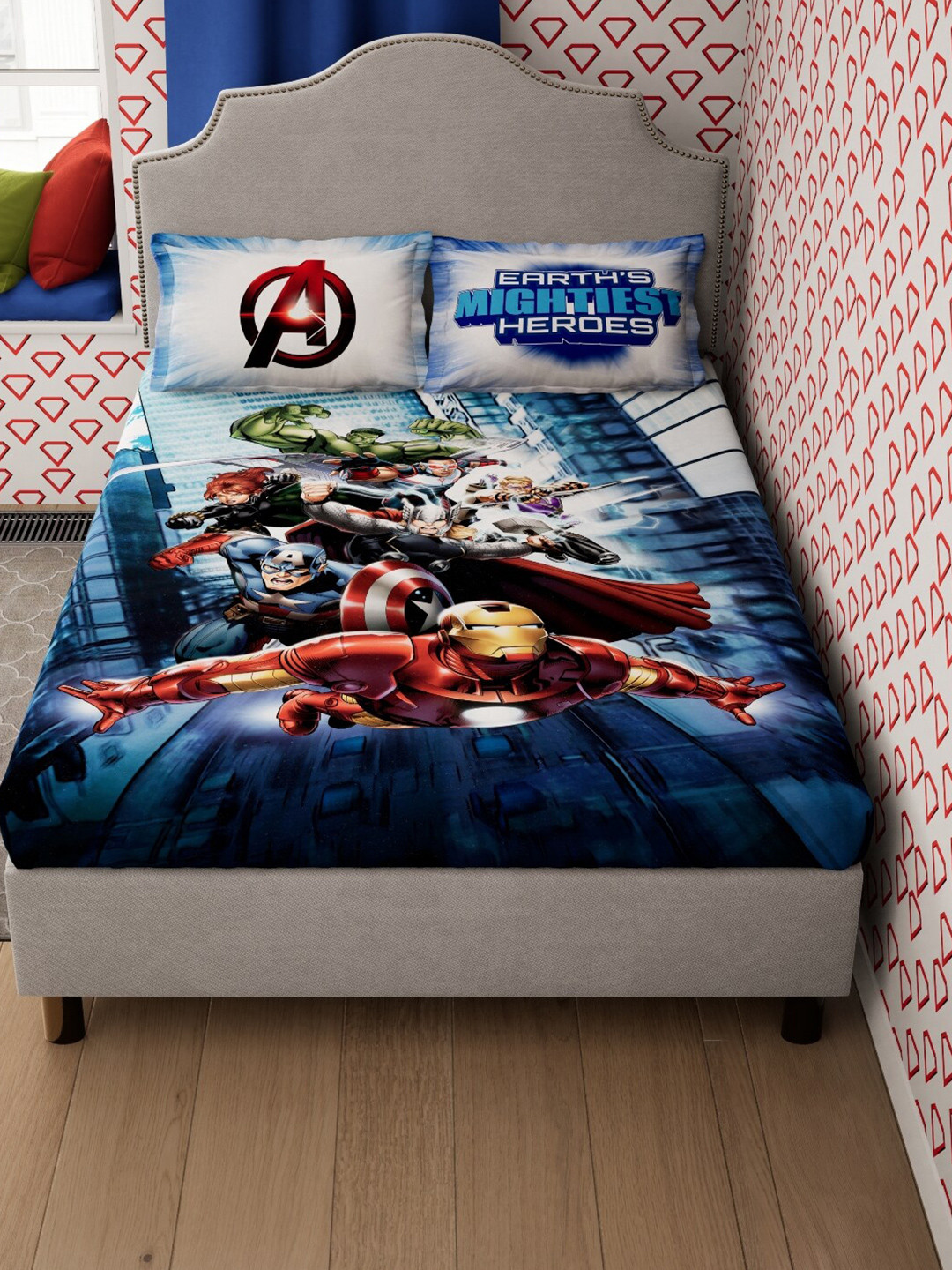 

DDecor Blue & Red Cartoon Characters 130 TC Queen Bedsheet with 2 Pillow Covers
