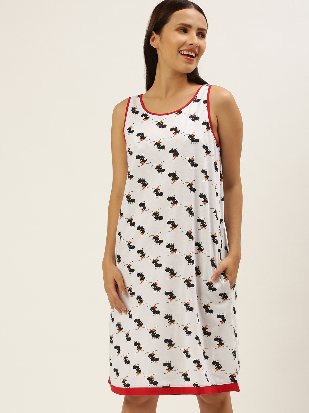 

Sleepy Gals White Printed Nightdress