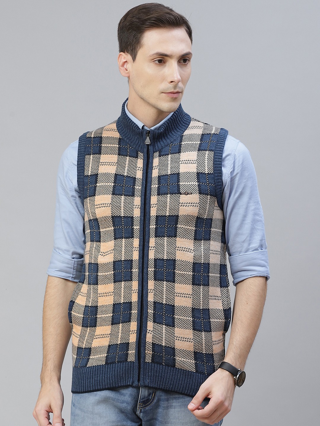 

Pierre Carlo Men Blue & Beige Checked Cardigan