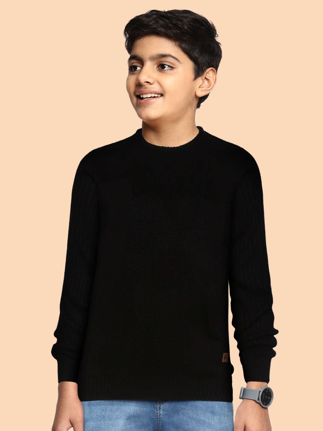 

UTH by Roadster Boys Black Solid Pullover