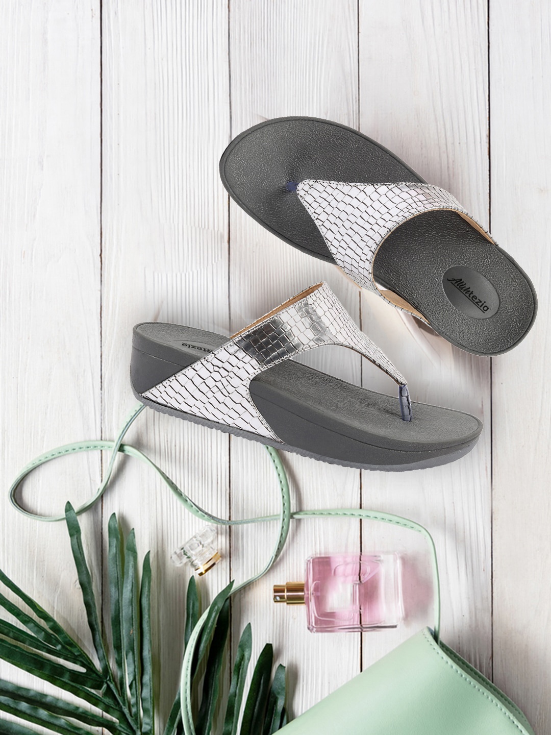 

Alishtezia Women Grey T-Strap Flats