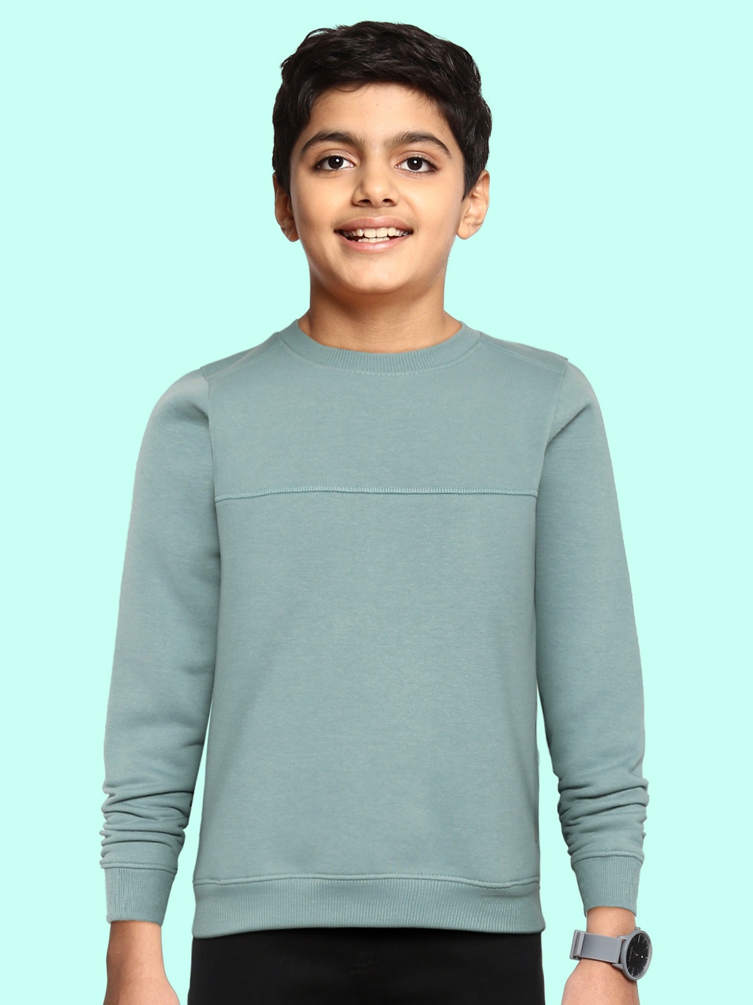 

UTH by Roadster Boys Blue Solid Sweatshirt
