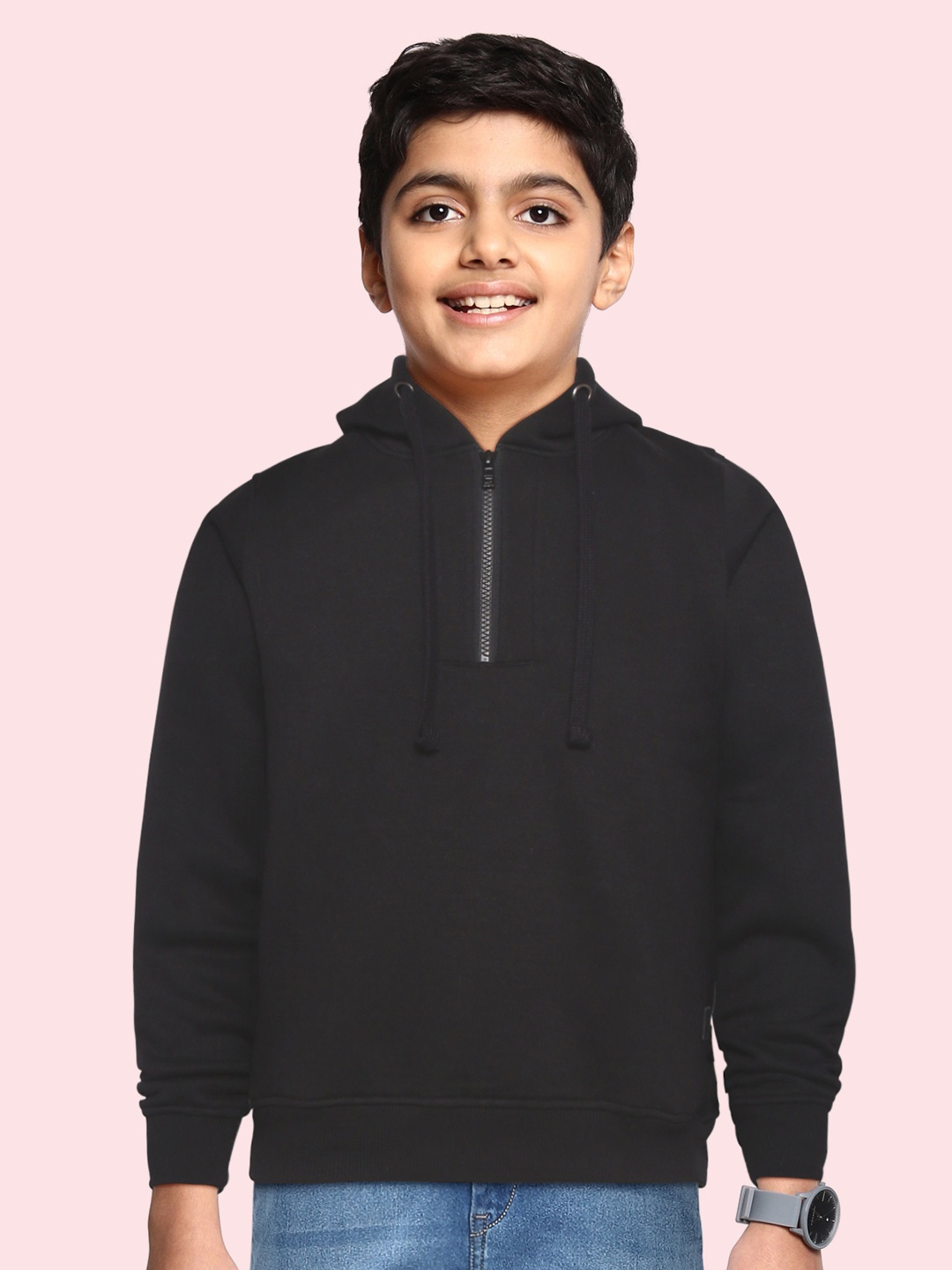 

UTH by Roadster Boys Black Solid Hooded Sweatshirt