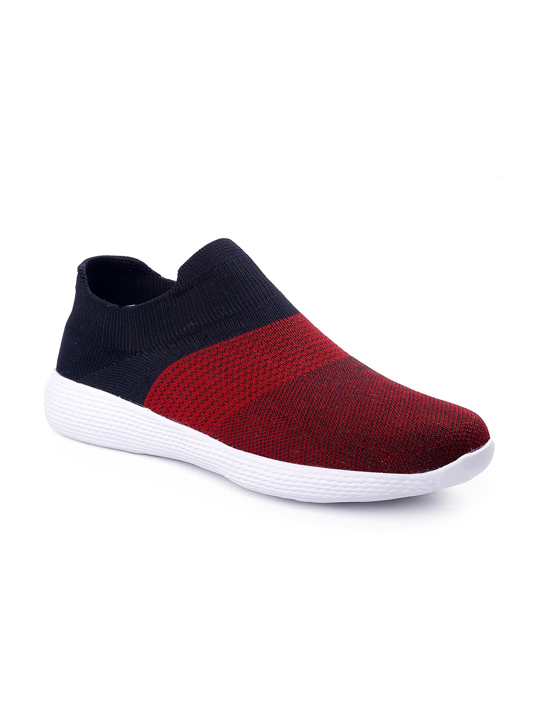 

BUCIK Men Red Textile Running Shoes