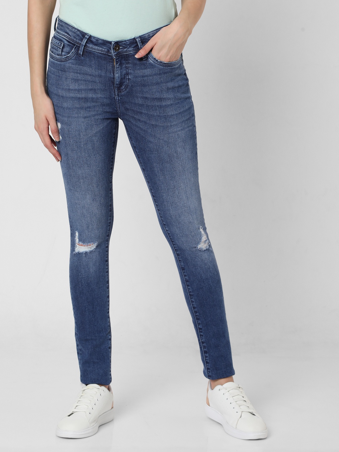 

Vero Moda Women Blue Skinny Fit Slash Knee Heavy Fade Stretchable Jeans