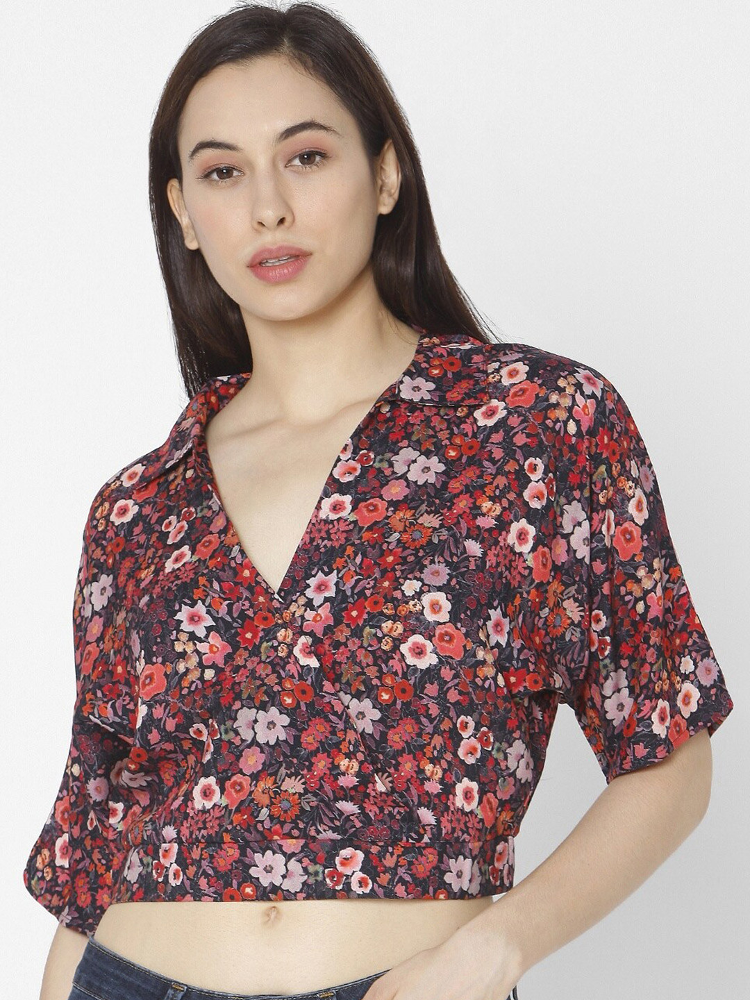 

SPYKAR Black & Red Floral Printed Pure Cotton Wrap Crop Top